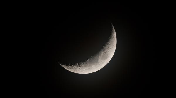 waxing-crescent-moon.jpg