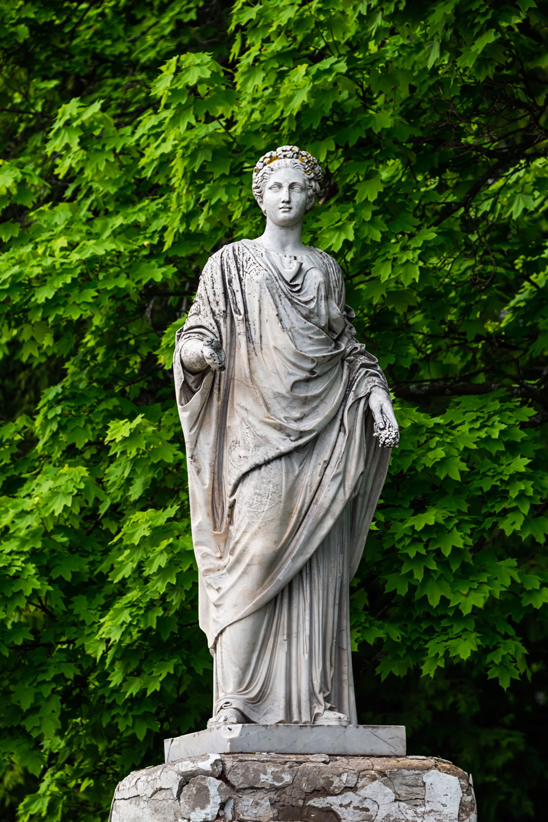 Demeter-statue-London-British-Museum.jpg
